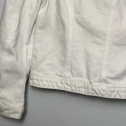 Vigoss  white long sleeve, jean denim jacket, size medium ￼