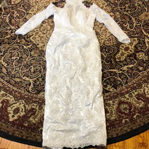 Forever yours White Lace Dress Pearl Details high choker neck cold shoulder Size 6