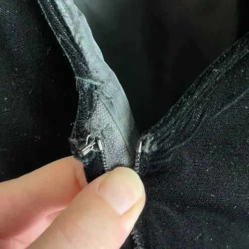 Jessica McClintock Vintage Black Velvet Gold Sequin Puffy Half Sleeves Dress