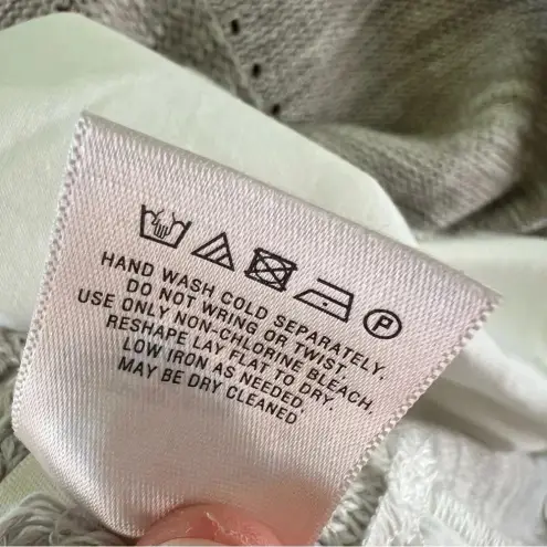 Moth Anthropologie Mixed Media Sweater Blouse Gray and White Size‎ Medium