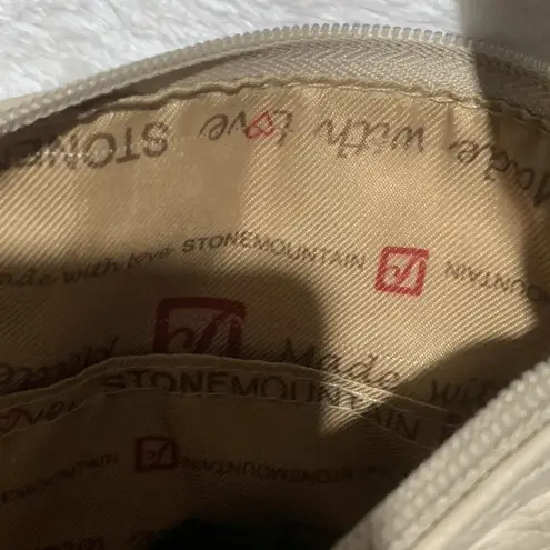 Stone Mountain Women's Crossbody Handbag New