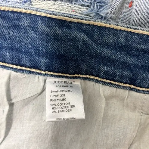 Judy Blue Judy Blue1/3 Mid Rise Rainbow Paint Splash Cutoff Distressed Short Size 3XL