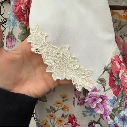 Vintage 80s That’s Me Romantic Floral Tapestry Lace Floral Womens Blazer Top 3/4 Pink