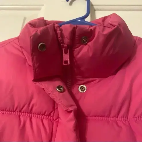Gap  Pink Puffer Vest‎ Wonen’s Size Medium