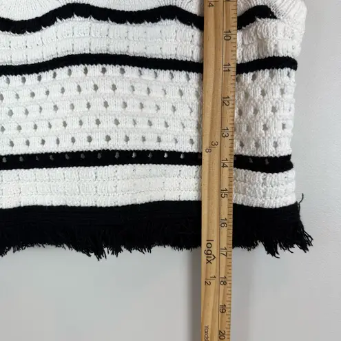House of Harlow 1960 Crop Top Women's S White Black Crochet Knit Fringe Festival