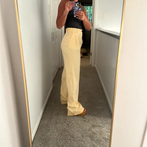 Elegant Butter Yellow High