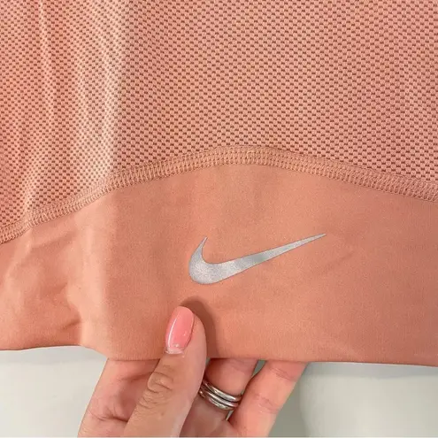 Nike  Miler Crop Running Tank Top Peach Small