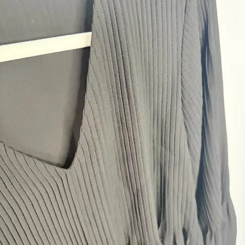 Ecru Designs Black Ruched Chiffon V-Neck Blouse | Size L