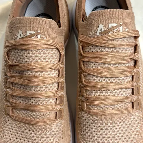 APL Techloom Breeze Sneakers Caramel Warm Silk White Knit Size 8.5 Running Rare