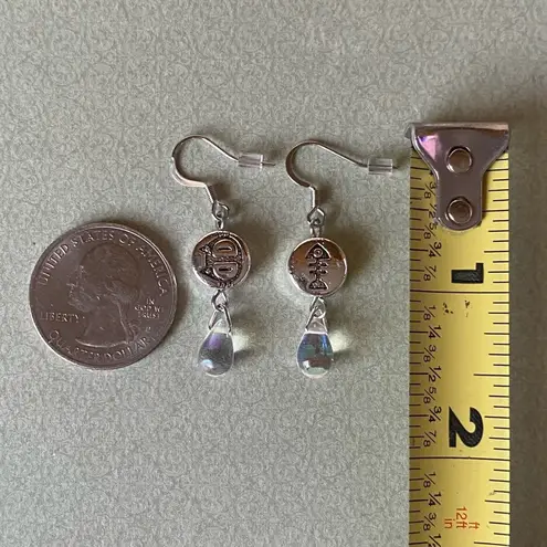 Handmade cat & fish teardrop dangle earrings 🐈🐟