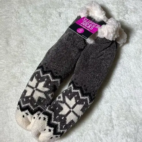 NWT Gray Chenille Fair Isle Faux Sherpa Lined Slipper Socks