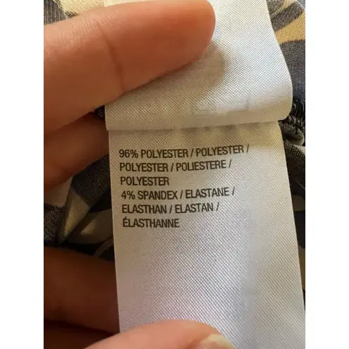 Susan Graver Susan Graver Blouse Women's Size XXS Colorful Geometric Stretchy Career Formal