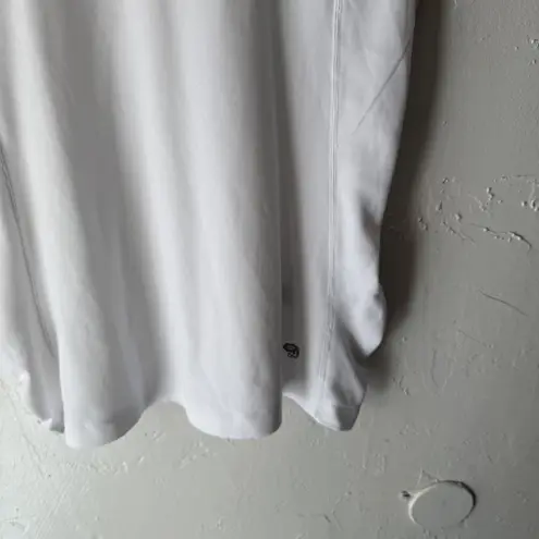 Mountain Hardwear Shirt Large White Athletic Performance Short Sleeve Outdoor