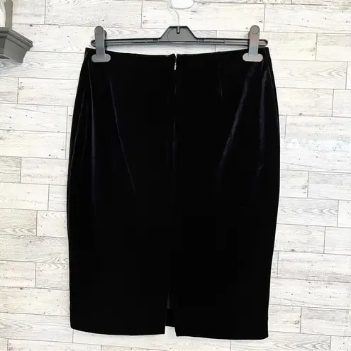 White House | Black Market  Black Velvet Pencil Skirt, 8P, NWOT!