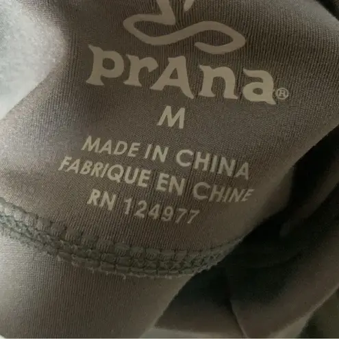 prAna Charcoal Built In Bra Athletic Work Out Tank Top Pullover Size M