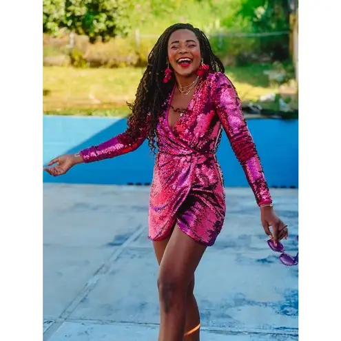 LA MAISON TALULAH Pink Sequins Long Sleeve V