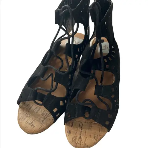 DOLCE VIDA| MARYBETH LASER CUT CORK BLACK WEDGES sz 7