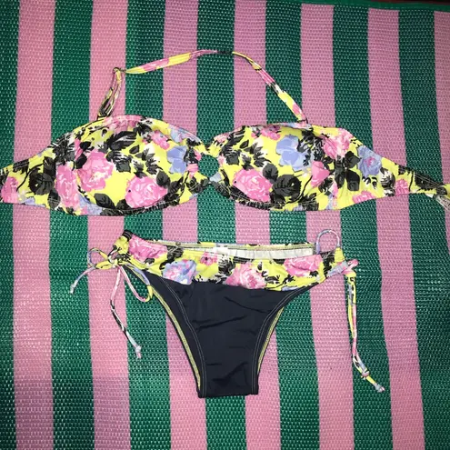 Floral Tie Bikini Set & Matching Sarong Gray Size L