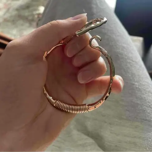 Gold Plated hammered Heart cuff bangle bracelet Stainles Steel Womens jewelry