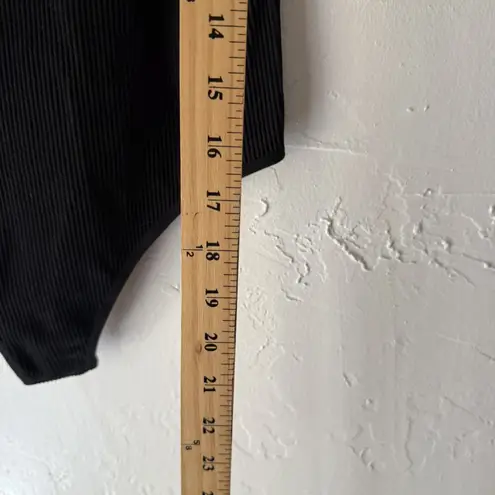 Colsie Bodysuit Womens Medium Black Ribbed Stretch Sleeveless One Piece