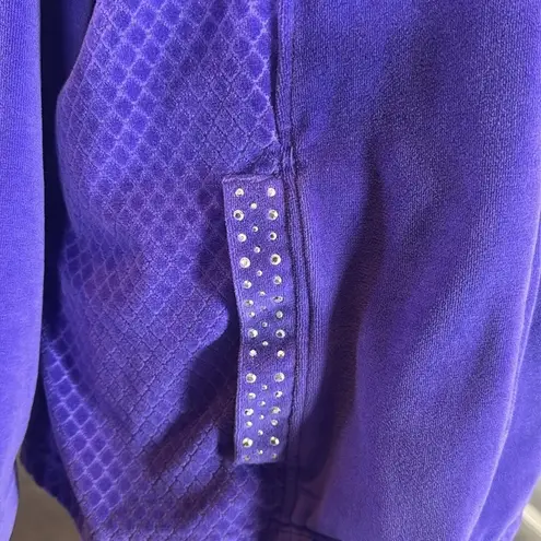 Alfred Dunner Women's Purple 2 Piece
Velour Loungewear Set Size 16W