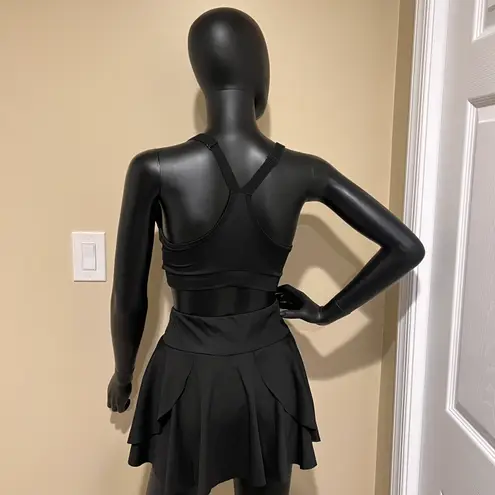 Two pieces Gym Set High Waist Mini Skort Built In Shorts Sport Bea Bustier Top Black