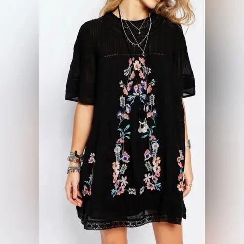 Free People  Perfectly Victorian Embroidered Boho Festival Mini Shift‎ Dress XS