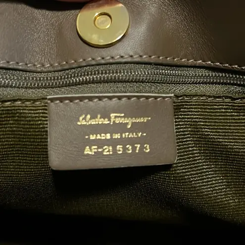 Salvatore Ferragamo Gancini Handbag Color Beige SN AF- 215373 EUC 9/10