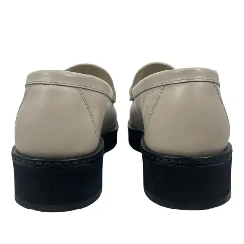 Salvatore Ferragamo Gancini Lug Sole Leather Loafers Beige Size 8.5C