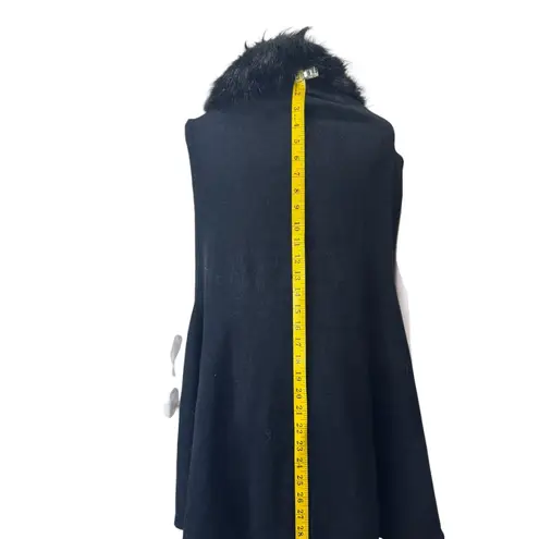 Surell Black Wrap with Faux Fur Collar | NWT Women's Winter Layer. Size OS