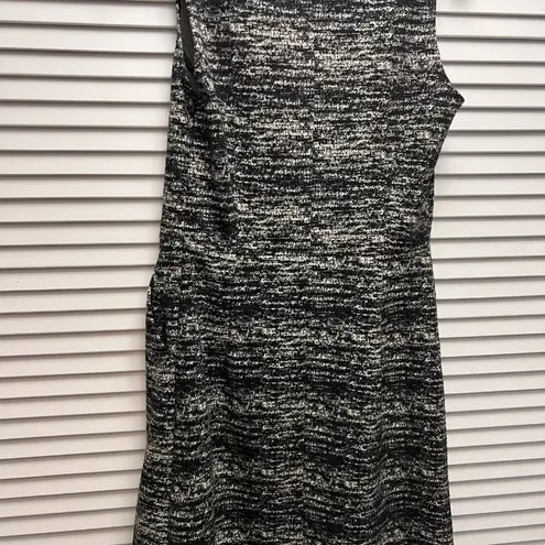 TABITHA Sleeveless, Fit and Flare Dress with Pockets and Side Zipper, Size 4 Gray