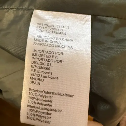 AMICHI Madrid Spain Quilted Green Vest with Gold Buttons Small