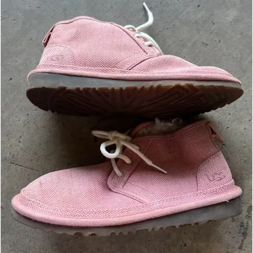 UGG  WOMEN’S 1119597 Neumal boots Lace Red White Women’s Sz 7 Boots Booties