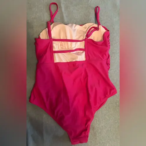 Cupshe NWT  One Piece Bathing Suit Cutout Back Tummy Control Magenta size XL