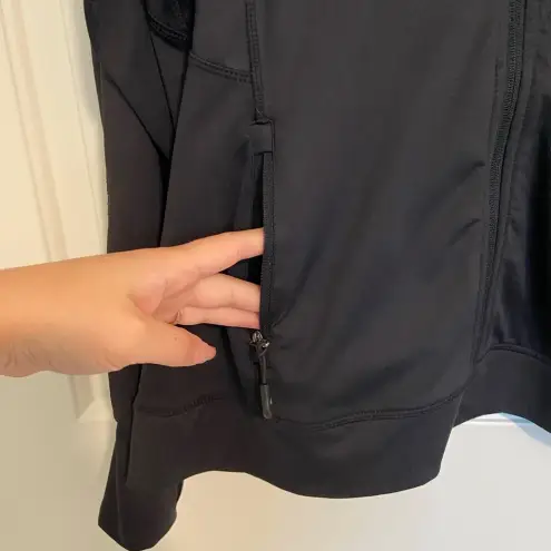 Kyodan NWOT |  women’s solid black zip active jacket —‎ large