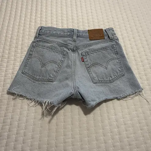 Levi’s Wedge Short Blue Denim High Rise Shorts 26 Waist Raw Hem Distressed