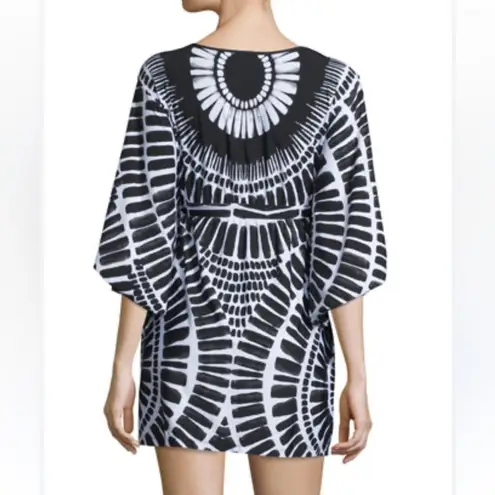 Trina Turk  Algiers Printed Black and White Tunic/ Coverup Size Small