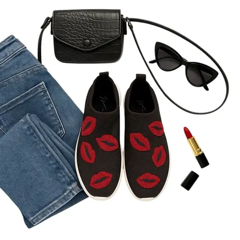 Giuseppe Zanotti Natalie Red Lip Crystal Sneakers Black Glitter Slip-On 36.5 GUC