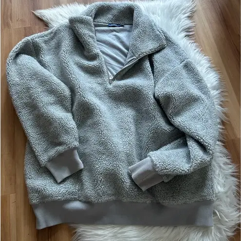 Ralph Lauren Polo  Women’s M Grey Fleece Sherpa Deep‎ High Pile Sweatshirt