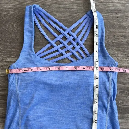 Lululemon Wild Tank Top Women Sz. 4 Built in Bra Blue Black Spotted Strappy Back