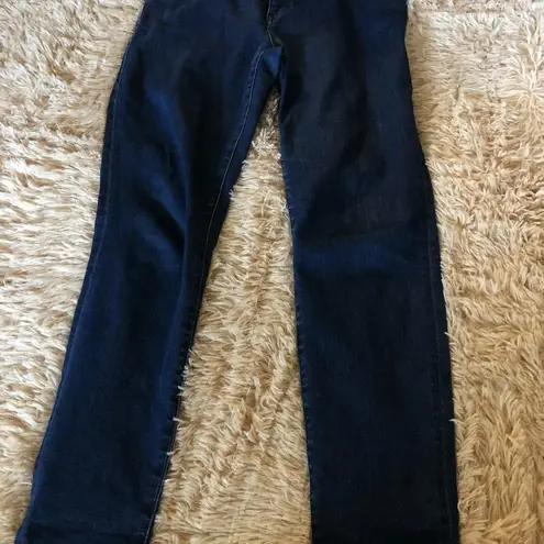 CAbi  jeans. Curvy sexy. Size 8