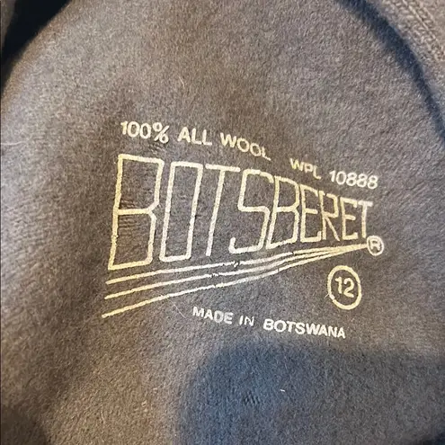 Charcoal Gray wool Beret Hat