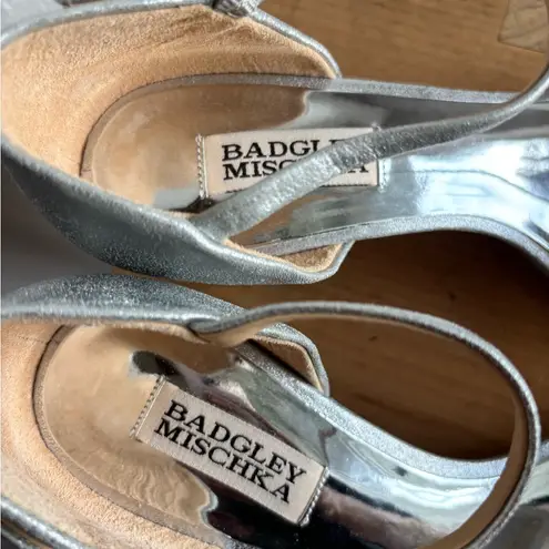 Badgley Mischka Mareva Metallic Leather Embellished Shoes Heels Size 8