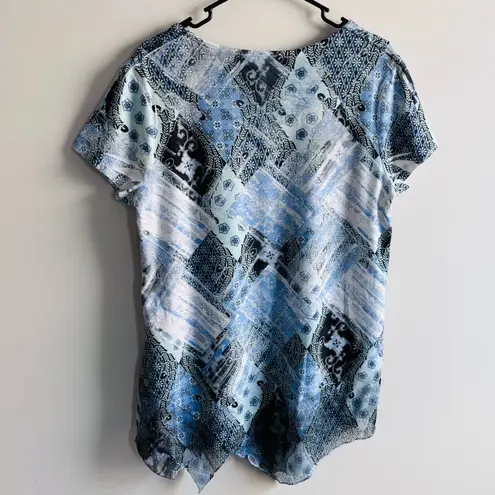 Cato  patchwork pattern short-sleeve top with an asymmetrical hem Size Large thumbnail 7