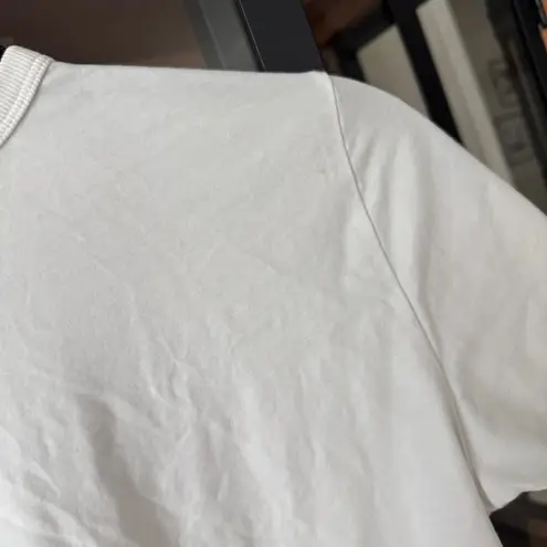 Vuori  Feather tee short sleeve crewneck cotton basic