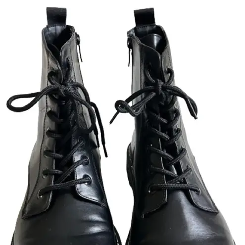 Torrid  Stevie Black Lace Up Side Zip Lug Chunky Sole Combat Boots Shoe Size 11WW