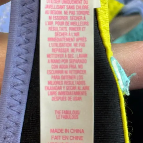 Victoria's Secret  34 C‎  Fabulous Bikini Top Black Purple Padded