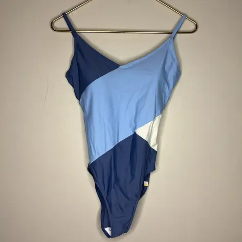 Summersalt the “Marina” in Sky Blue Mountain White Sand