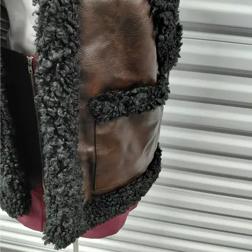 We Wore What Womens Reversible Vegan Leather Sherpa Vest Jacket Size Medium NWT