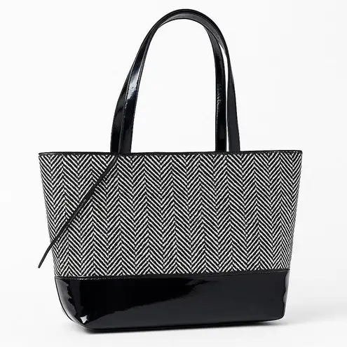 Vintage Black and White Chevron Handbag Tote